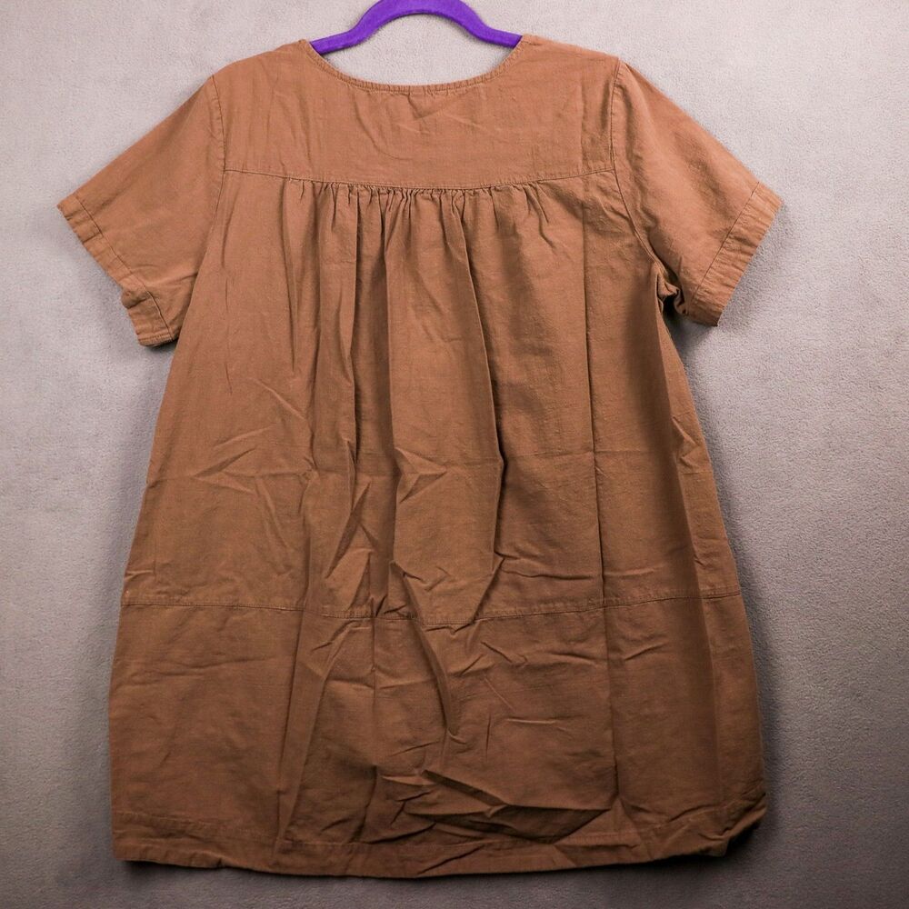Women's Short-Sleeve Linen Scoop Neck Tunic Top in Dusty Mauve Brown - Picture 2 of 8